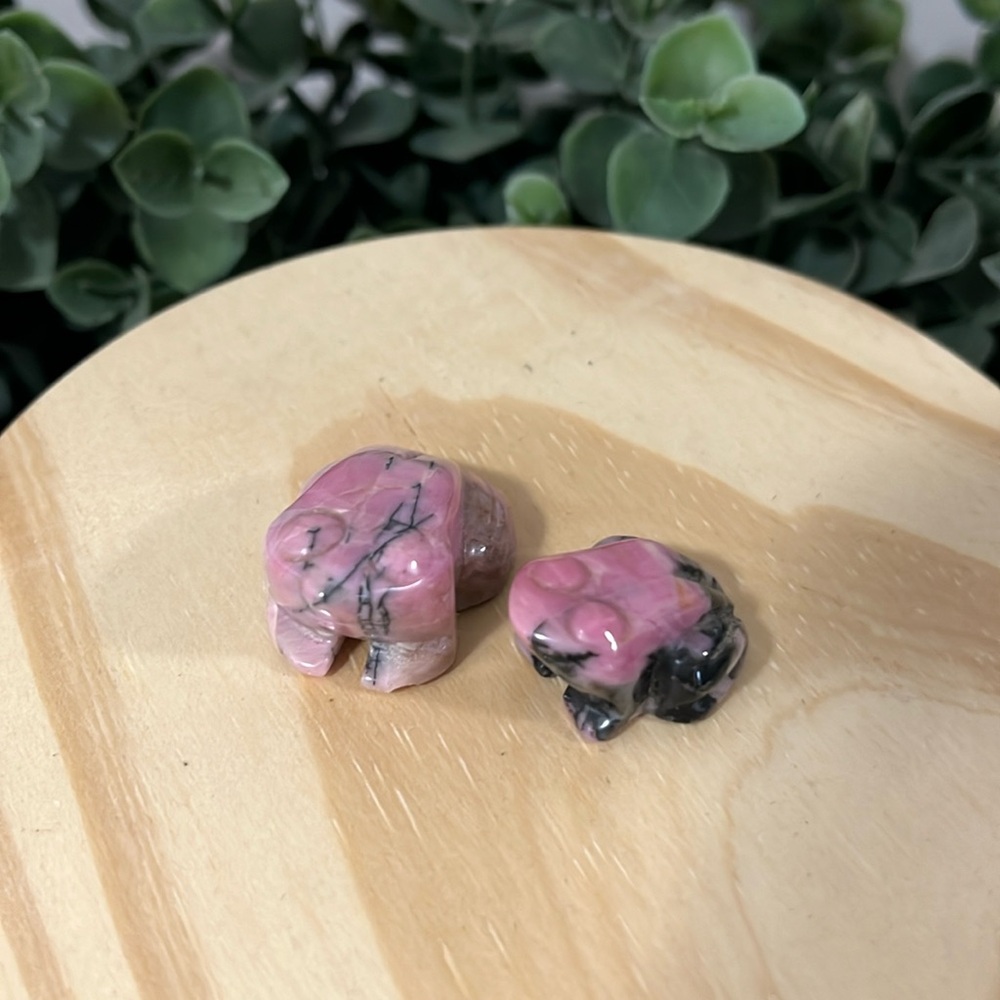 Rhodonite Frog Crystal Figurine, Small Hand Carved Pocket Statue